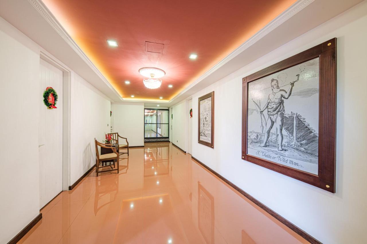 เอิร์ล เรดโคลอมโบ Hotel ภายนอก รูปภาพ